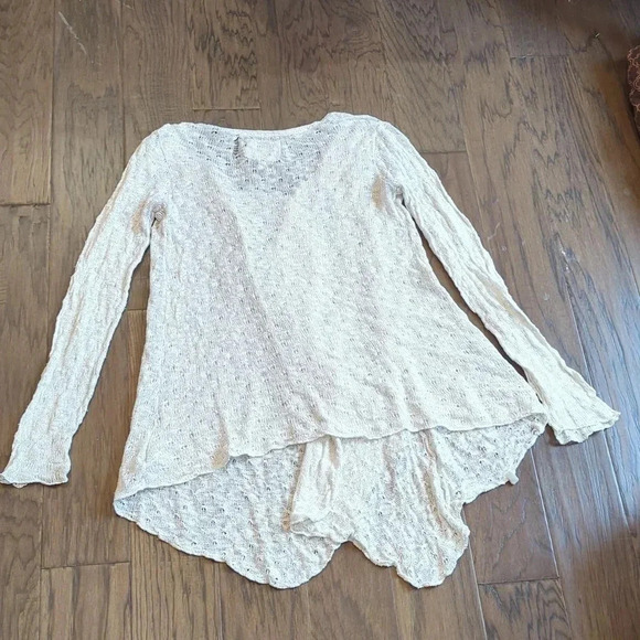 *Free With Purchase*Asymmetrical  Sweater - Picture 6 of 15